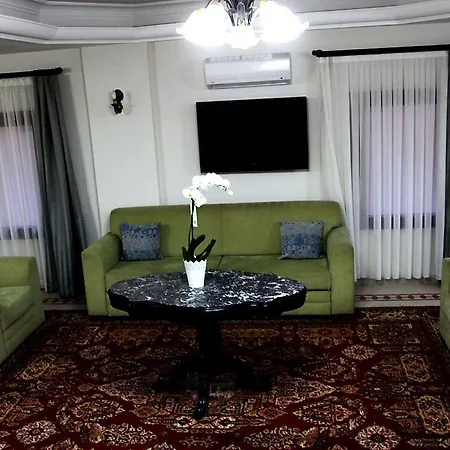 מלון Ave Maria 2*