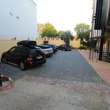 Ave Maria מלון 2*