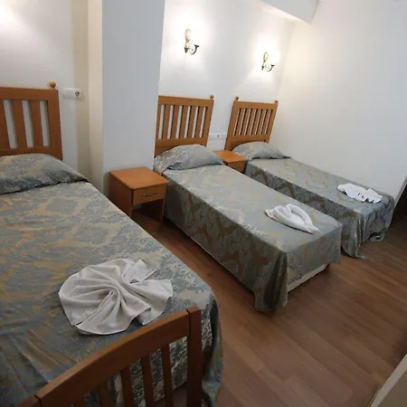 Ave Maria 2* סלצ'וק