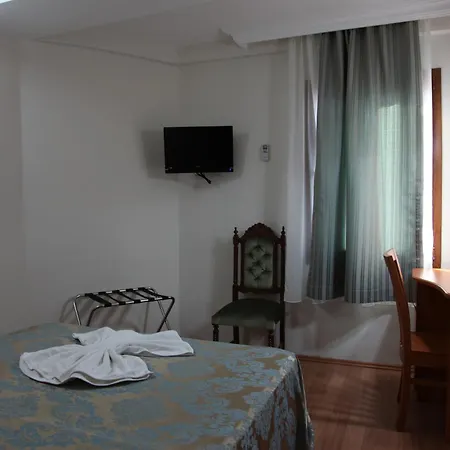 Hotel Ave Maria 2*