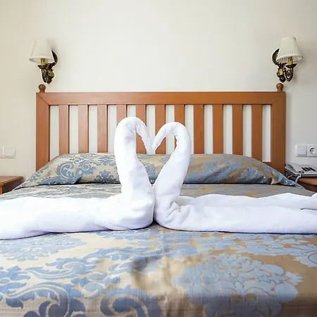 Ave Maria Hotel